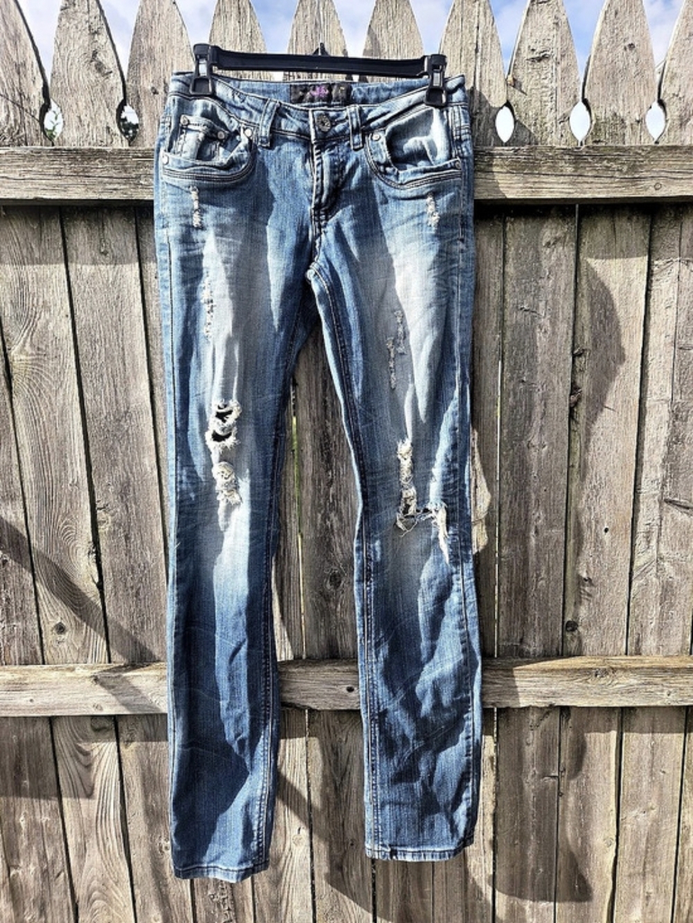 Davinci Machine Distressed Skinny Jeans in Blue Waist 26